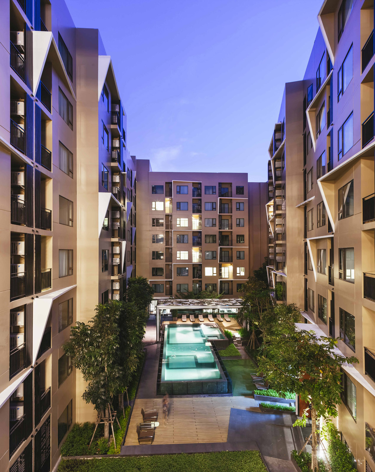 condolette pixel sathorn 5 exterior