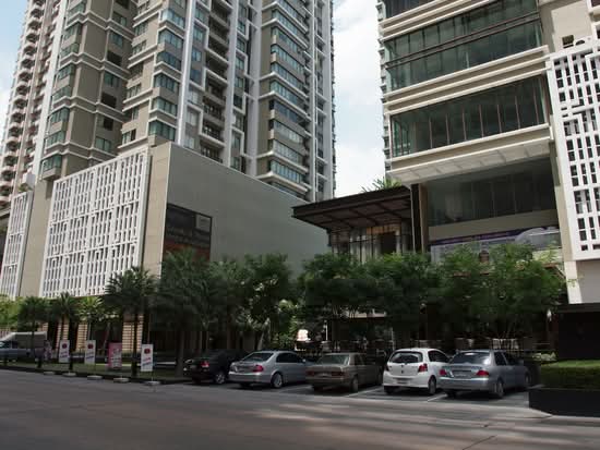 Emporio Place exterior
