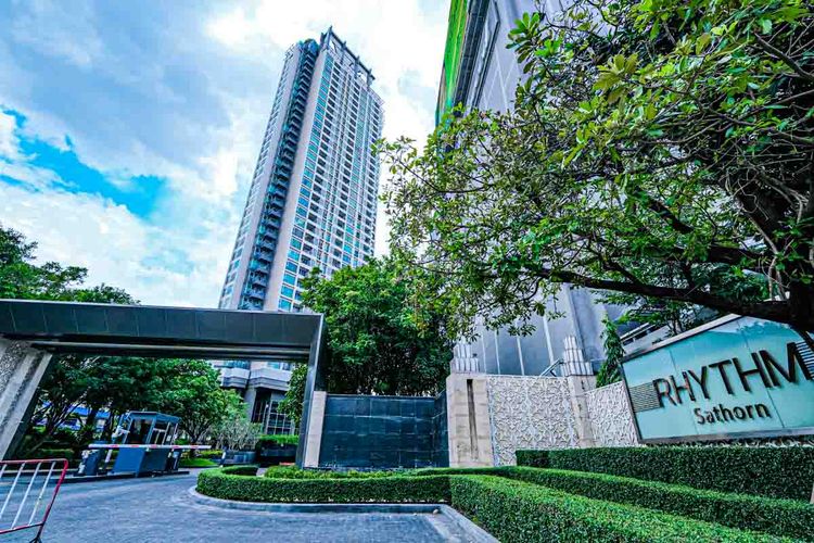 Rhythm Sathorn exterior