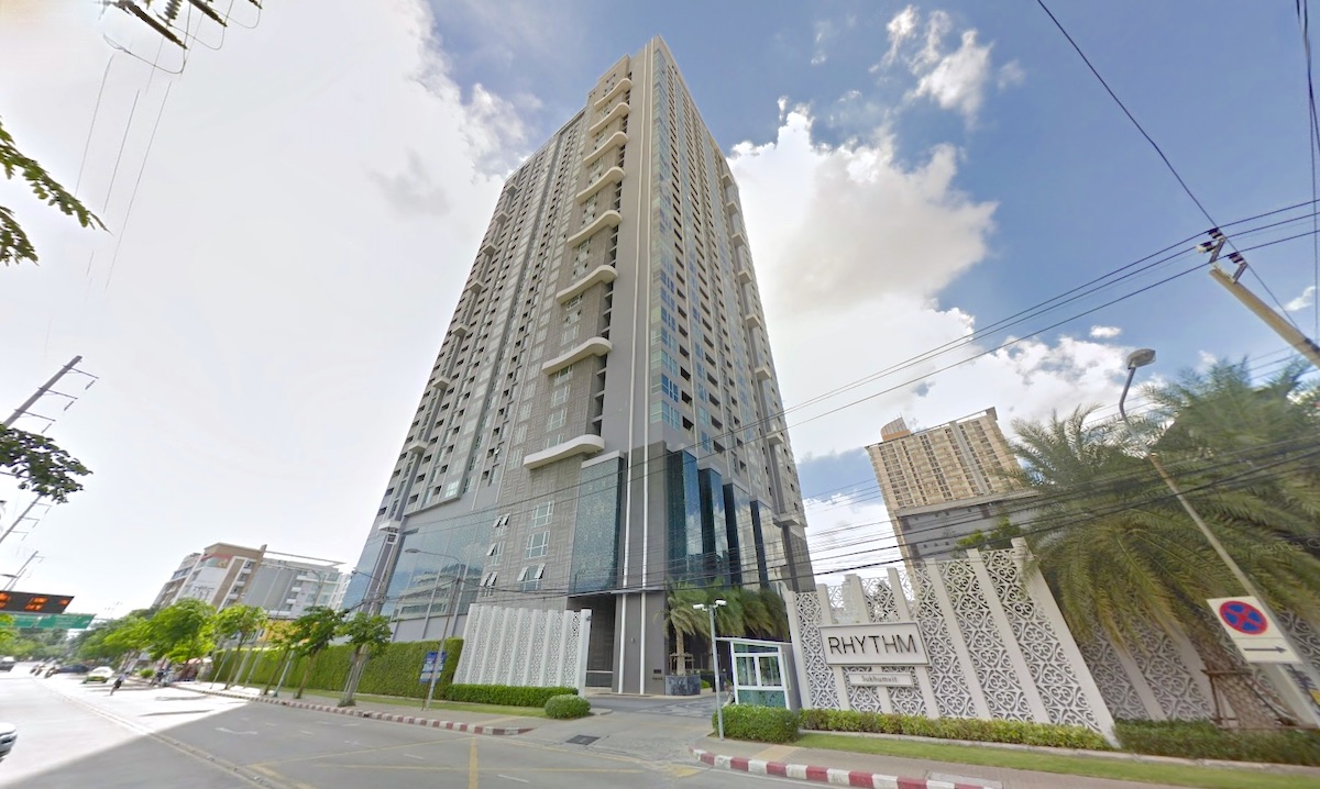 Rhythm Sukhumvit 50 exterior