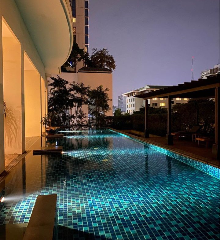 The Rajdamri Serviced Residence Soi Mahatlek Luang 2 exterior