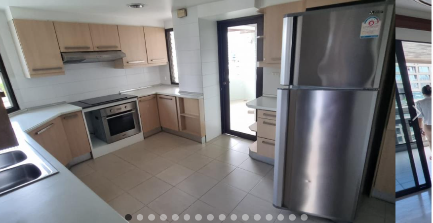3 Bedrooms, 3 Bathrooms Size 300sqm. Peng Seng Mansion for Rent