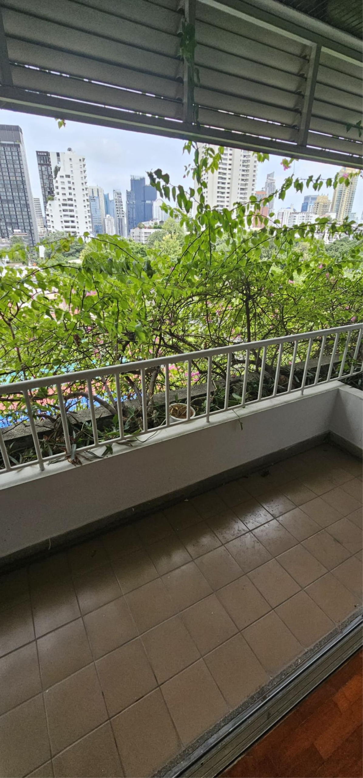 4 bedrooms 4 bathrooms le cullinan for rent