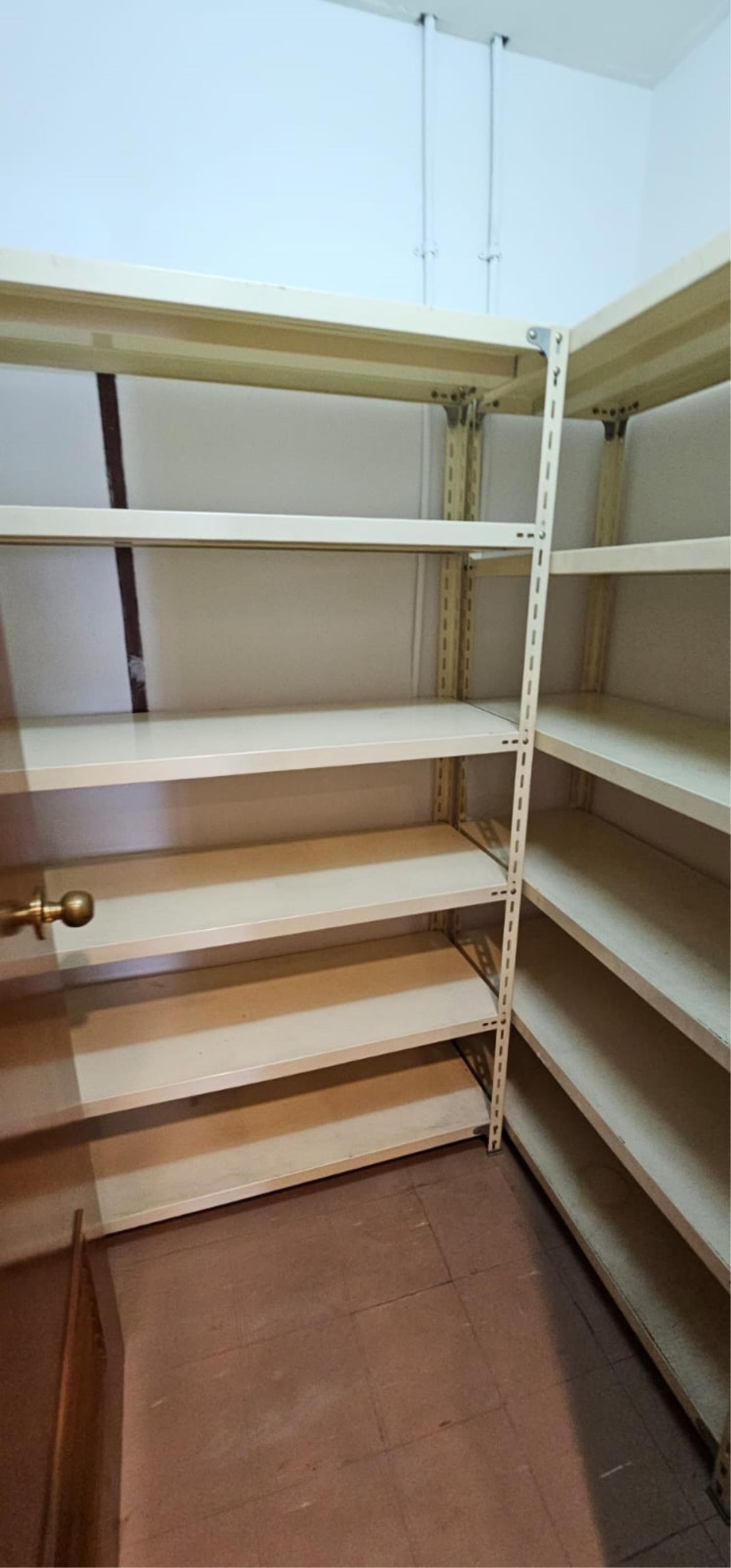 3 bedrooms 3 bathrooms le cullinan Sukhumvit for rent