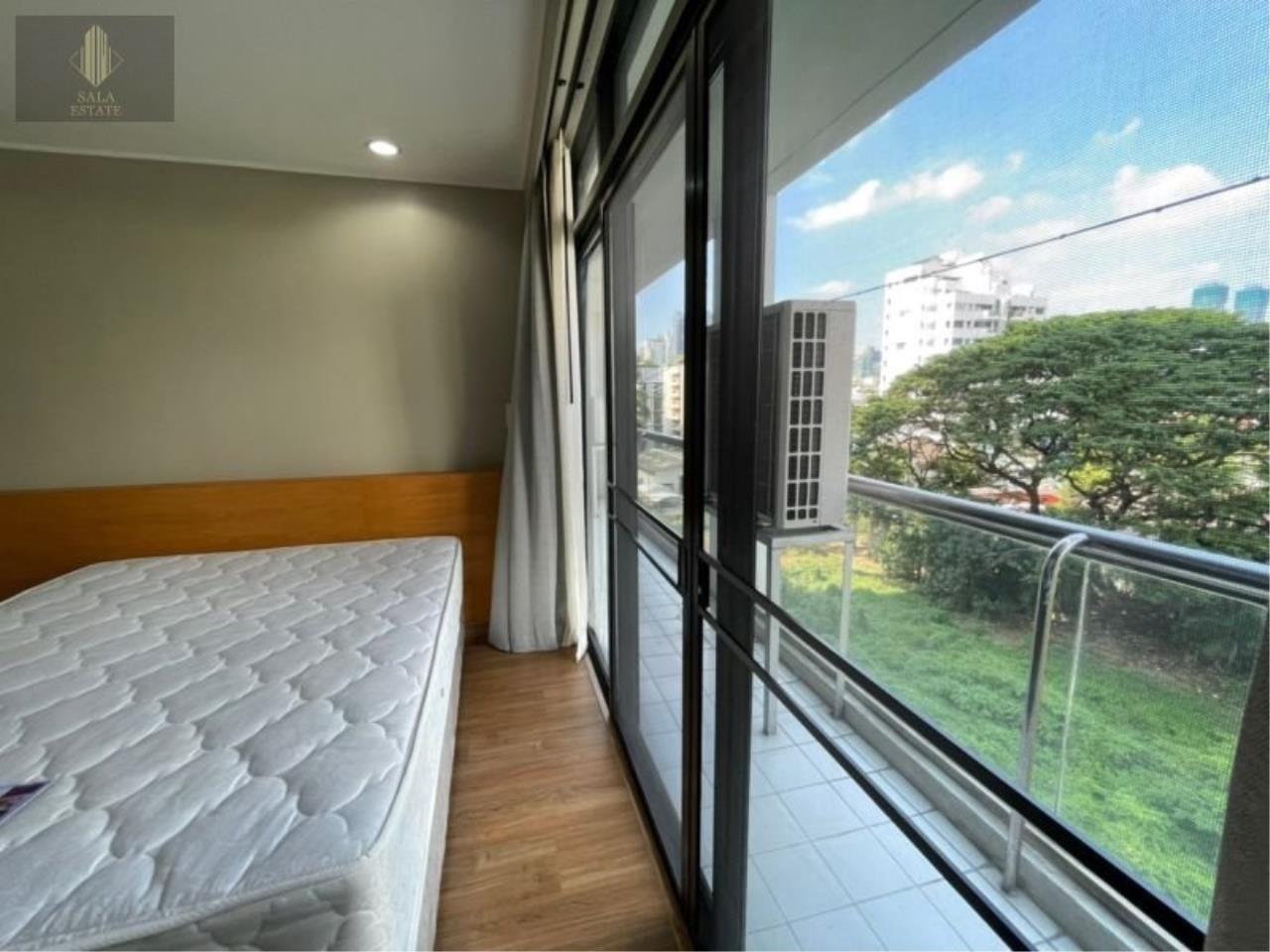 3 bedrooms 3 bathrooms baan prom pong rent sale