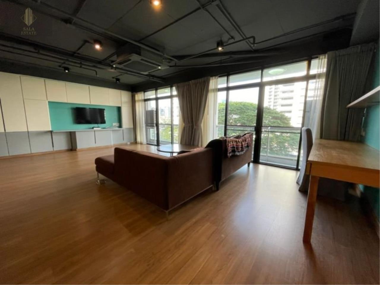 3 bedrooms 3 bathrooms baan prom pong rent sale