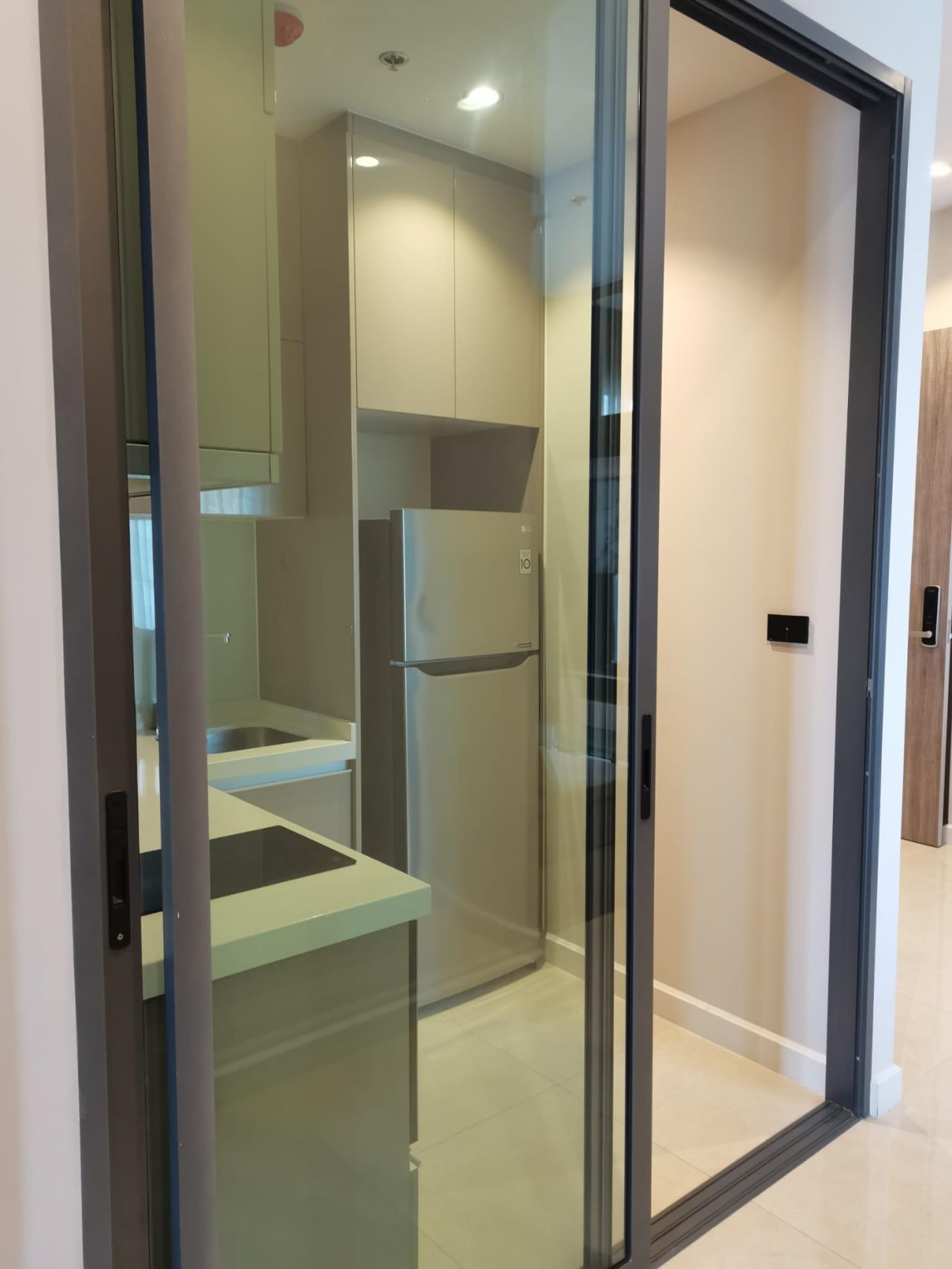2 bedrooms 1 bathroom size mayfair sukhumvit 50 for rent