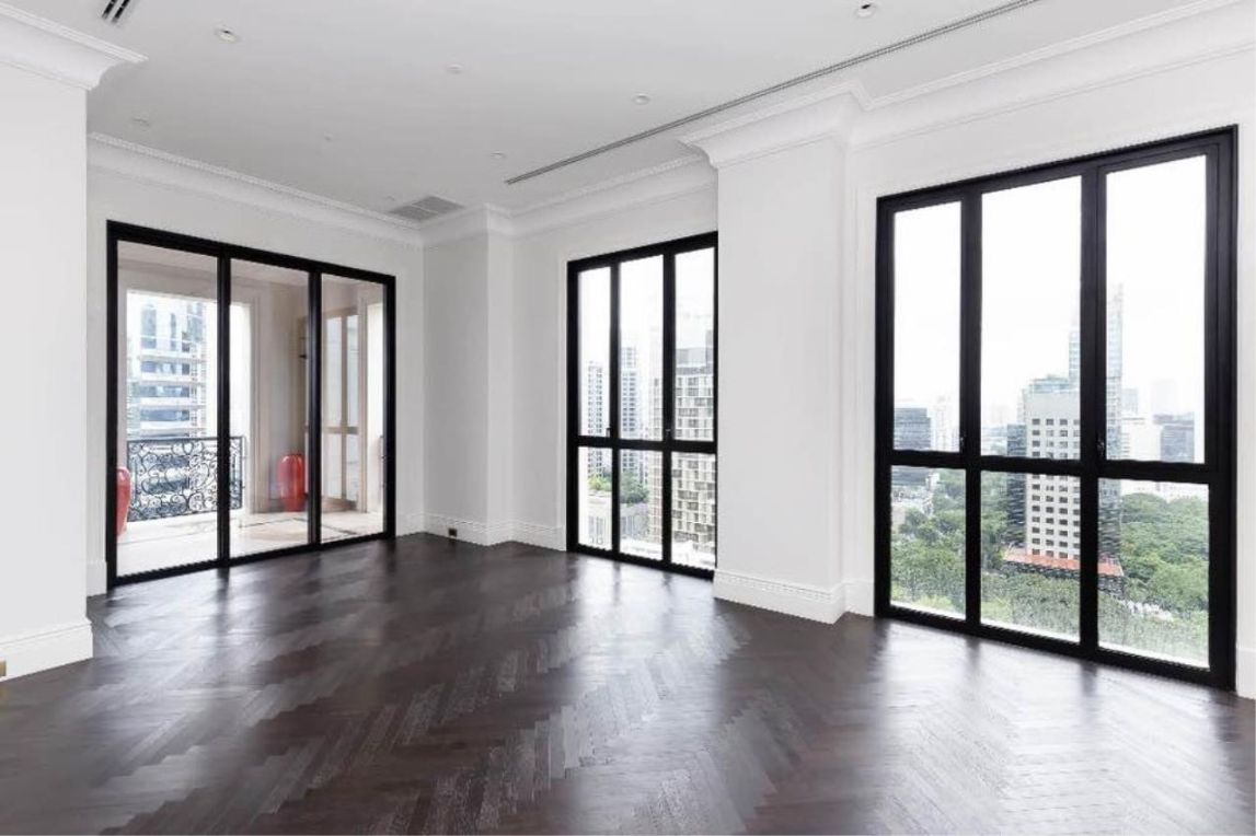 2 Bedrooms 3 Bathrooms Size 121.04sqm. 98 Wireless for Sale
