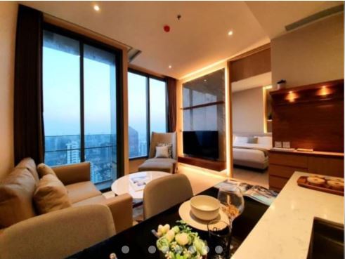 1 Bedroom 1 Bathroom The ESSE Asoke for Rent