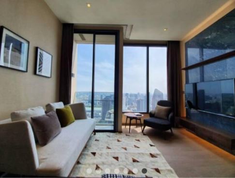 1 Bedroom 1 Bathroom The ESSE Asoke for Rent