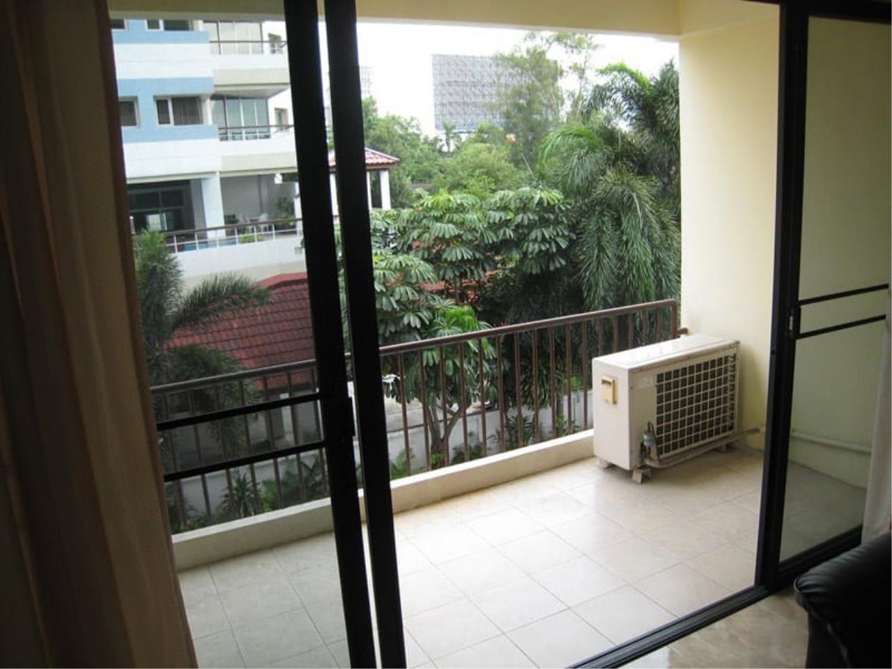 2 bedrooms, 2 bathrooms 100sqm size Lin Court For Rent