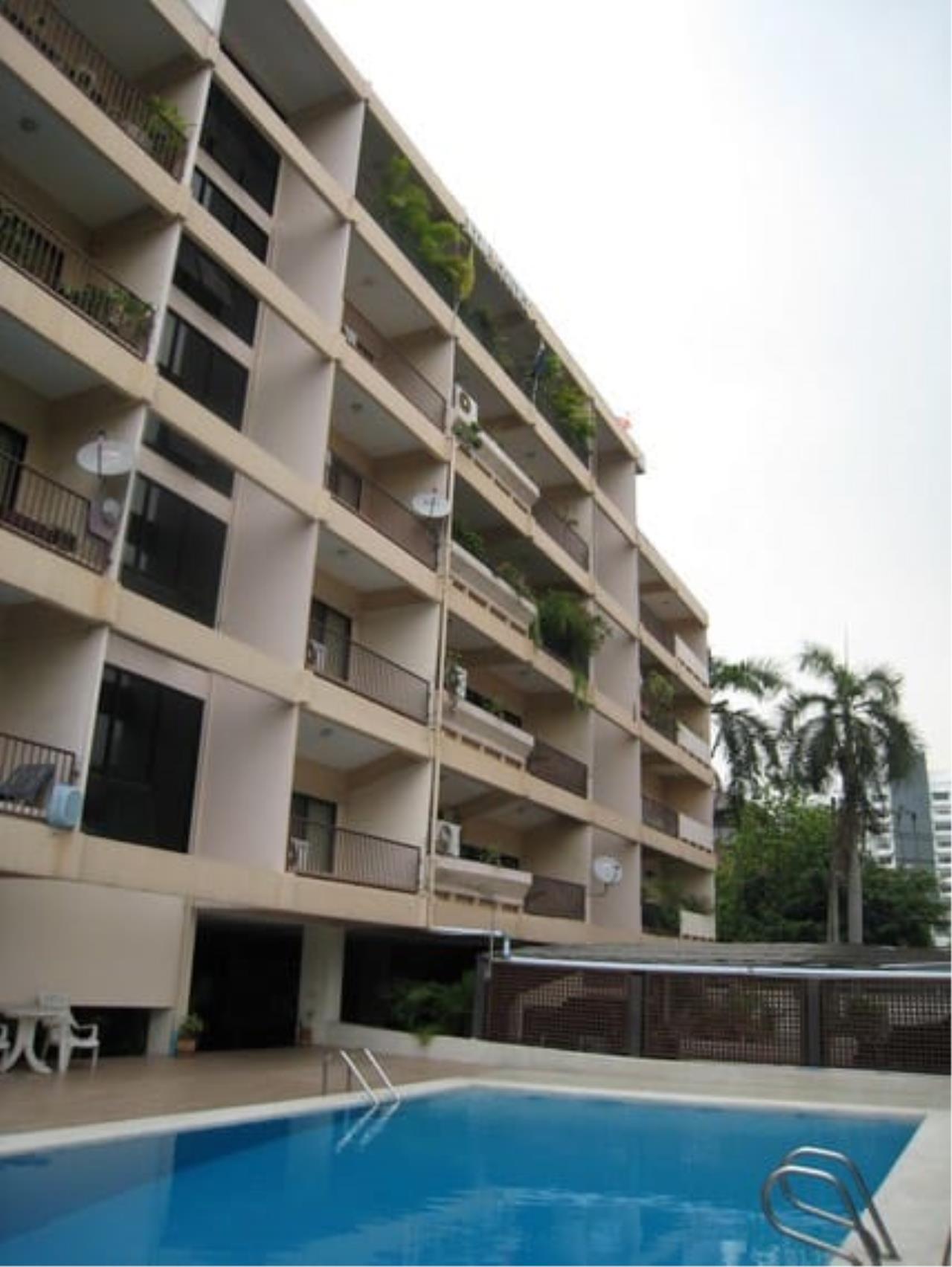2 bedrooms, 2 bathrooms 100sqm size Lin Court For Rent