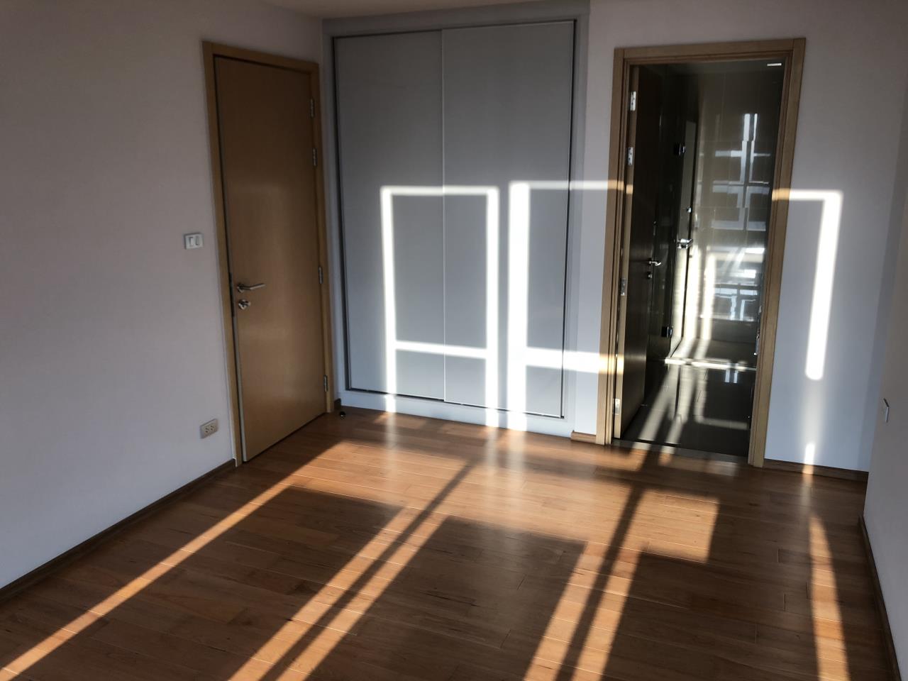 3 bedrooms 3 bathrooms hyde sukhumvit 13 for sale