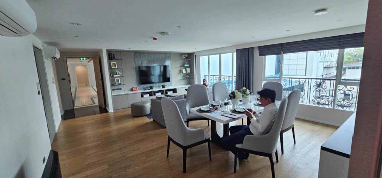3 Bedrooms 3 Bathrooms Size 220sqm.GM Residence for Rent