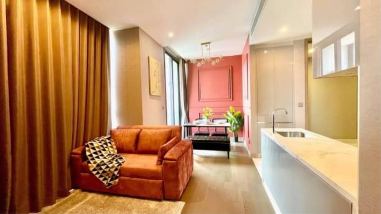1 bedroom 1 bathroom esse singha complex for rent