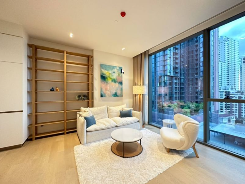 1 Bedroom, 1 Bathroom 53 sqm size 10th Flr The Strand Thonglor For Rent 70,000 THB/Month