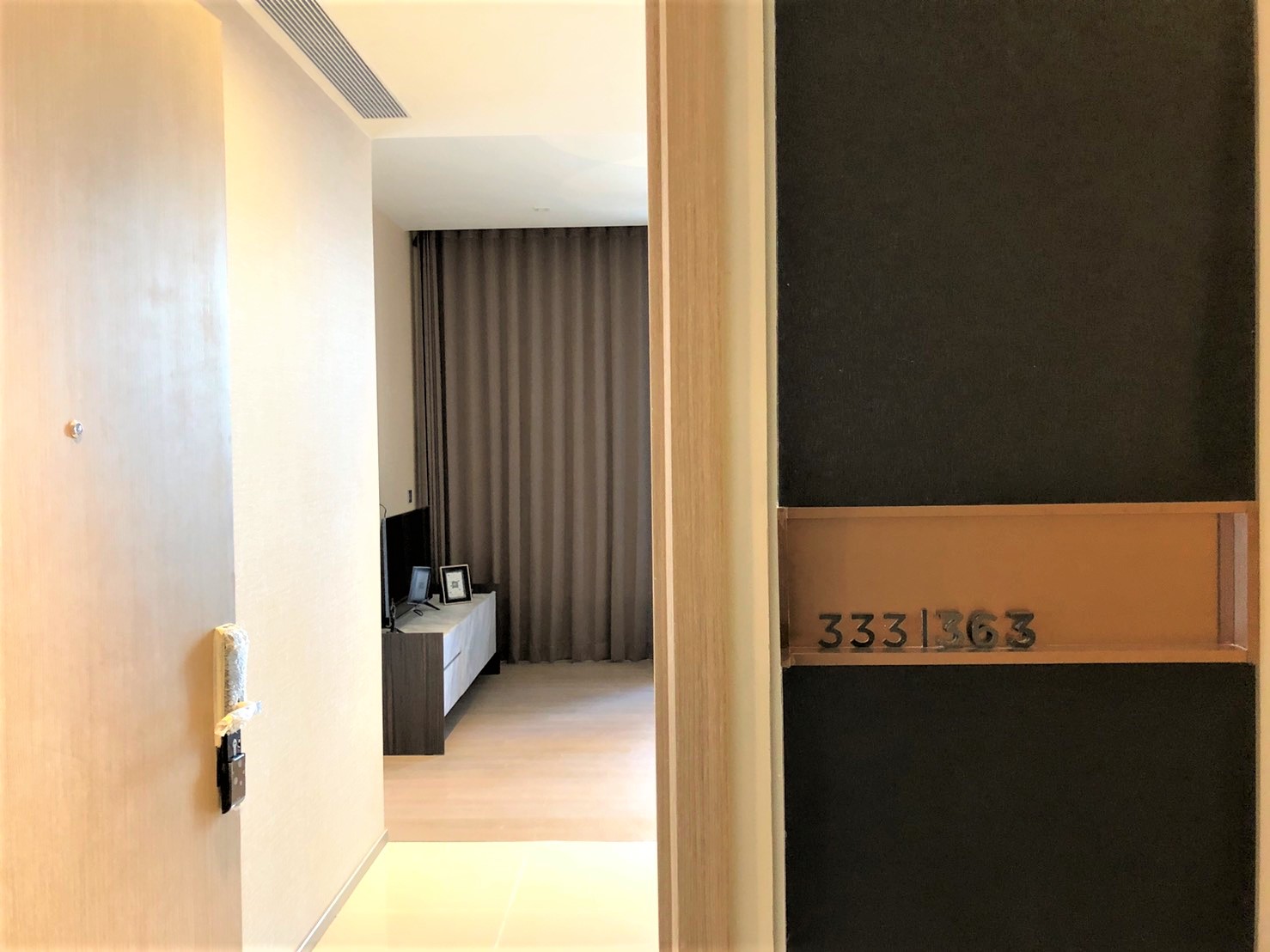 1 Bedroom, 1 Bathroom 44 sqm size The ESSE Asoke For Rent 38,000THB The ESSE Asoke