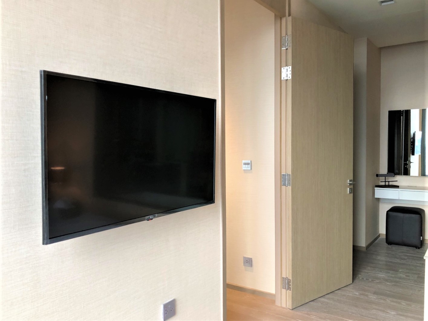 1 Bedroom, 1 Bathroom 44 sqm size The ESSE Asoke For Rent 38,000THB The ESSE Asoke