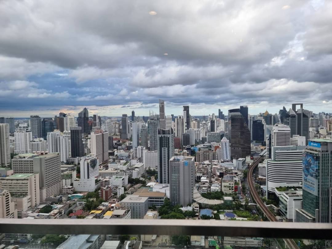 1 Bedroom, 1 Bathroom 50 sqm size at Noble Ploenchit For Rent 50,000THB