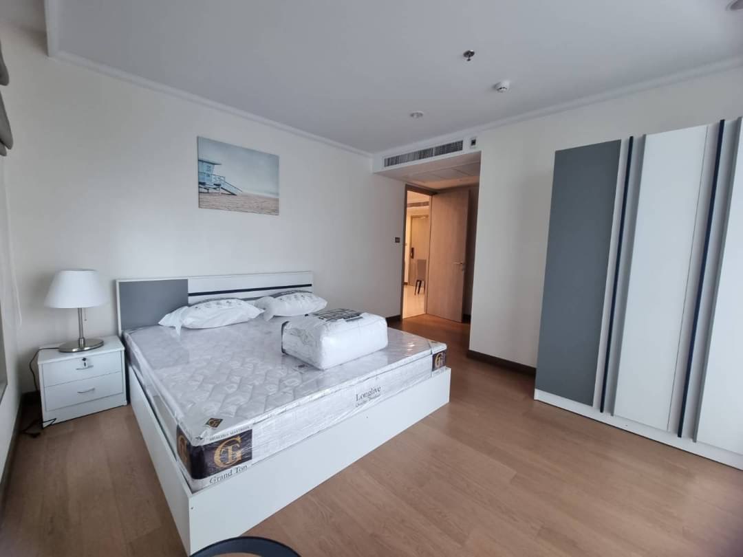 Supalai Oriental Sukhumvit 39 2bedroom for rent type: 2 bed 2 bath floor: low floor size: 82sqm rent: 45k bottom price