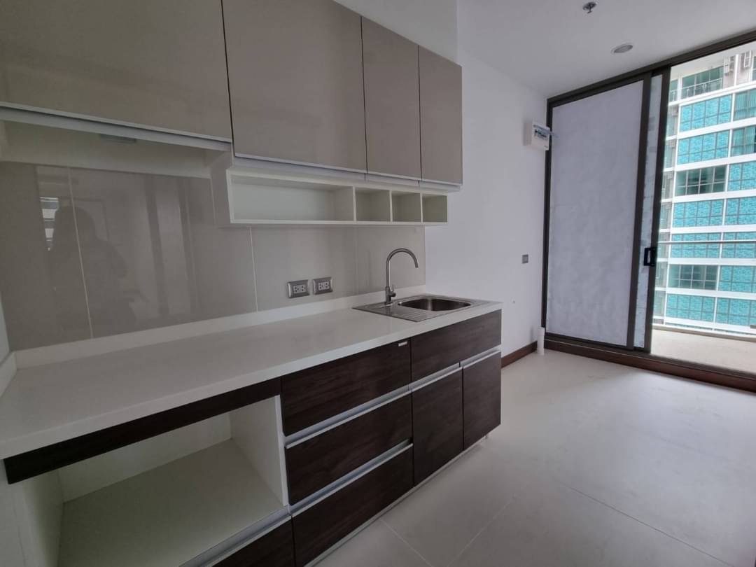 Unfurnished 2 Bedrooms, 2 Bathrooms 85 sqm size at Supalai Oriental Sukhumvit 39 For Rent 36,000THB