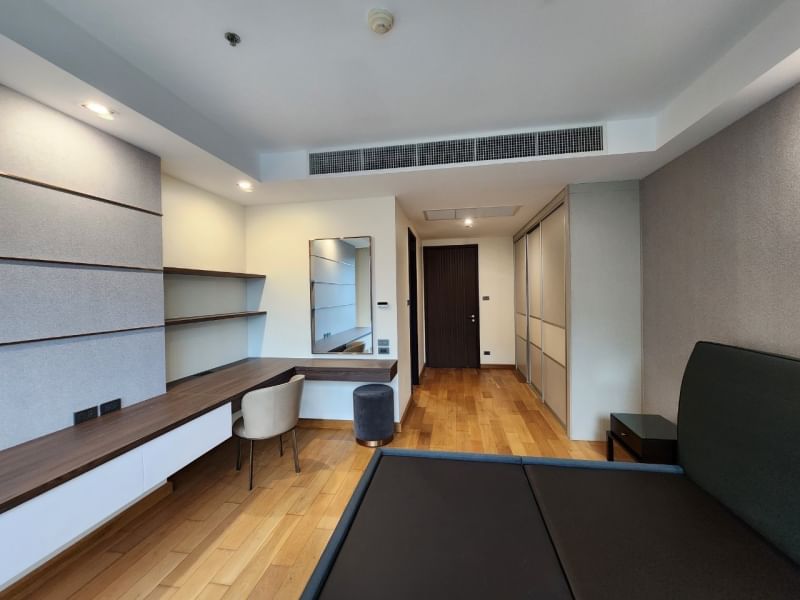 4 bedrooms, 4 bathrooms 296 sqm size Belgravia Residence For Rent 210K THB