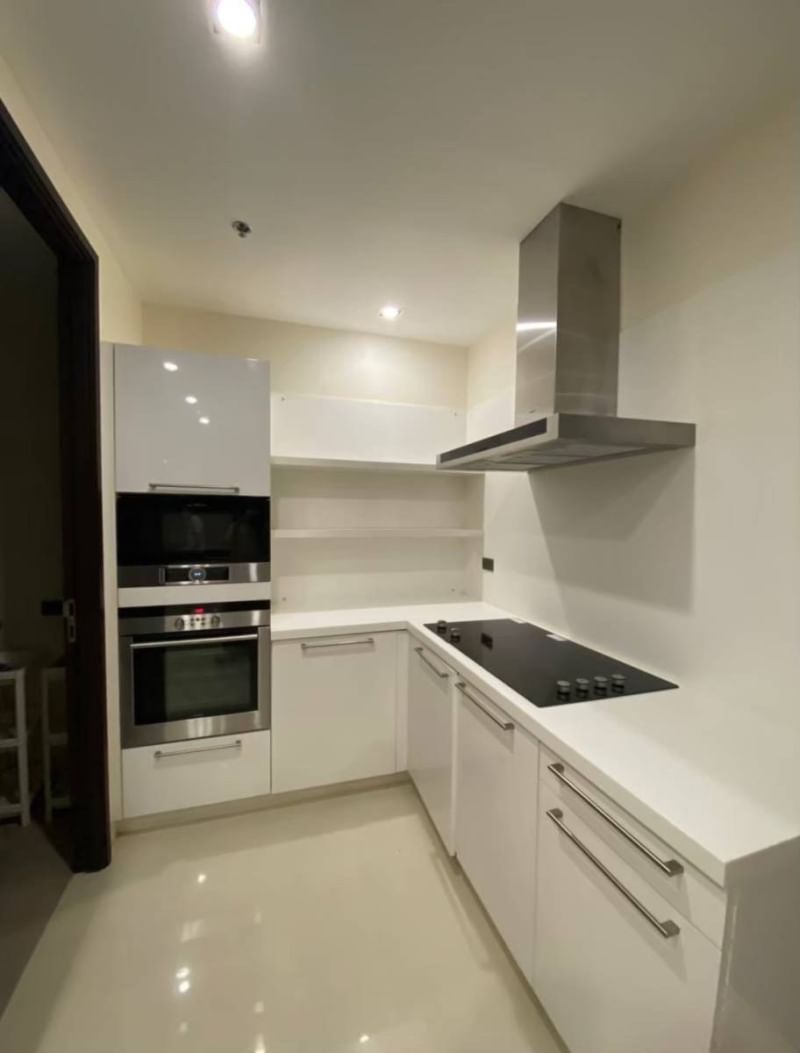 4 bedrooms, 4 bathrooms 296 sqm size Belgravia Residence For Rent 210K THB