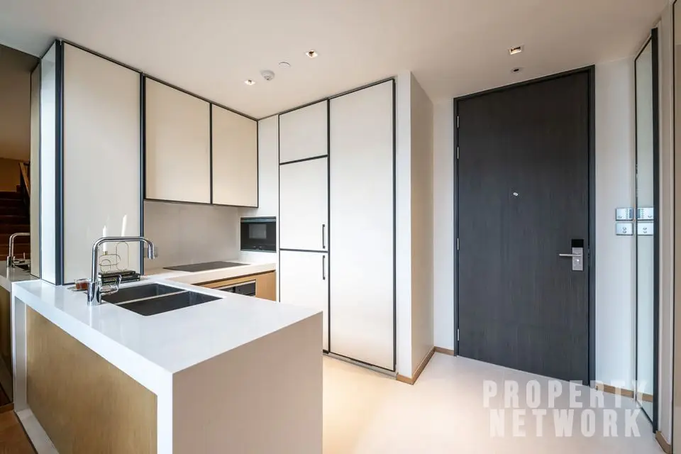 2 Bedrooms, 2 Bathrooms 103 sqm size at BEATNIQ Sukhumvit 32 For Rent 140,000 & For Sale 34.9MB
