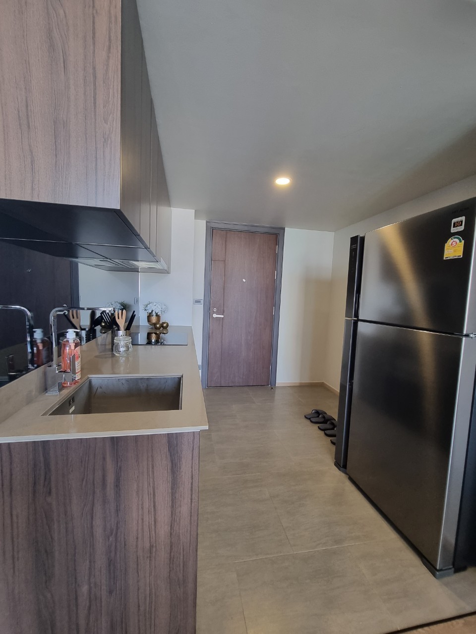 3 bedrooms, 3 bathrooms 103 sqm size at SAVVI ARI4 For Rent 65KTHB