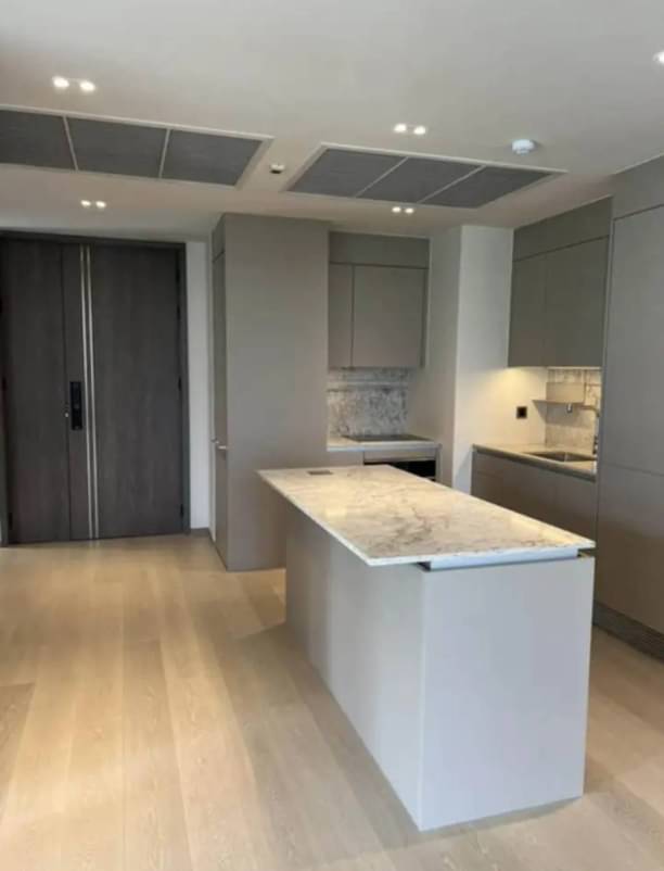 2 Bedrooms, 2 Bathrooms 107sqm size 4th Flr at Tonson One Residence For Rent 149,000/Month