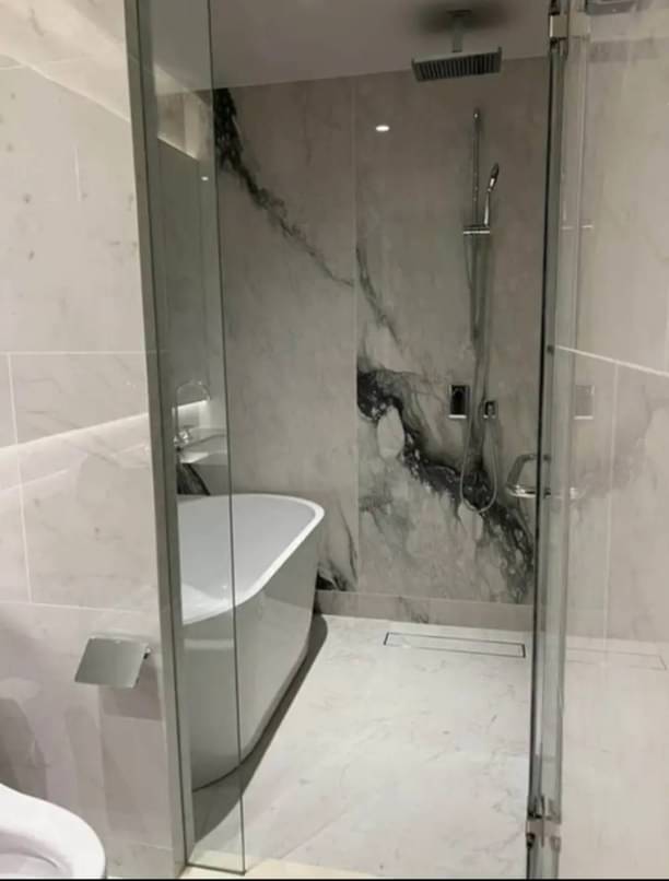 2 Bedrooms, 2 Bathrooms 107sqm size 4th Flr at Tonson One Residence For Rent 149,000/Month