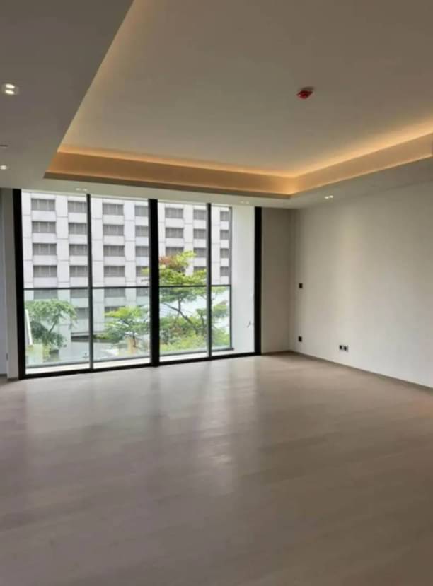 2 Bedrooms, 2 Bathrooms 107sqm size 4th Flr at Tonson One Residence For Rent 149,000/Month