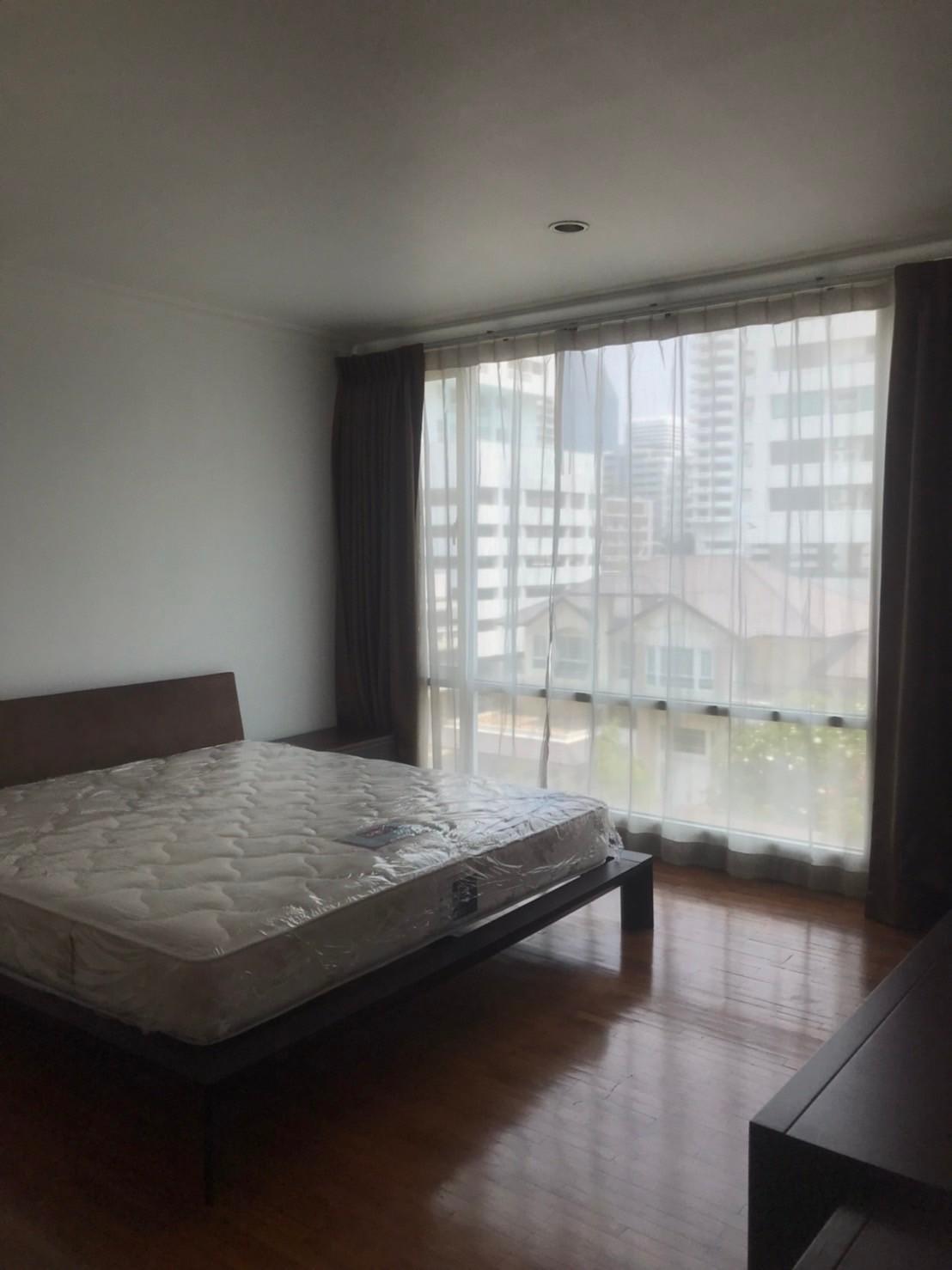 2 Bedrooms, 2 Bathrooms 90sqm @Baan Siri Sukhumvit 10 For Rent 45,000/Month