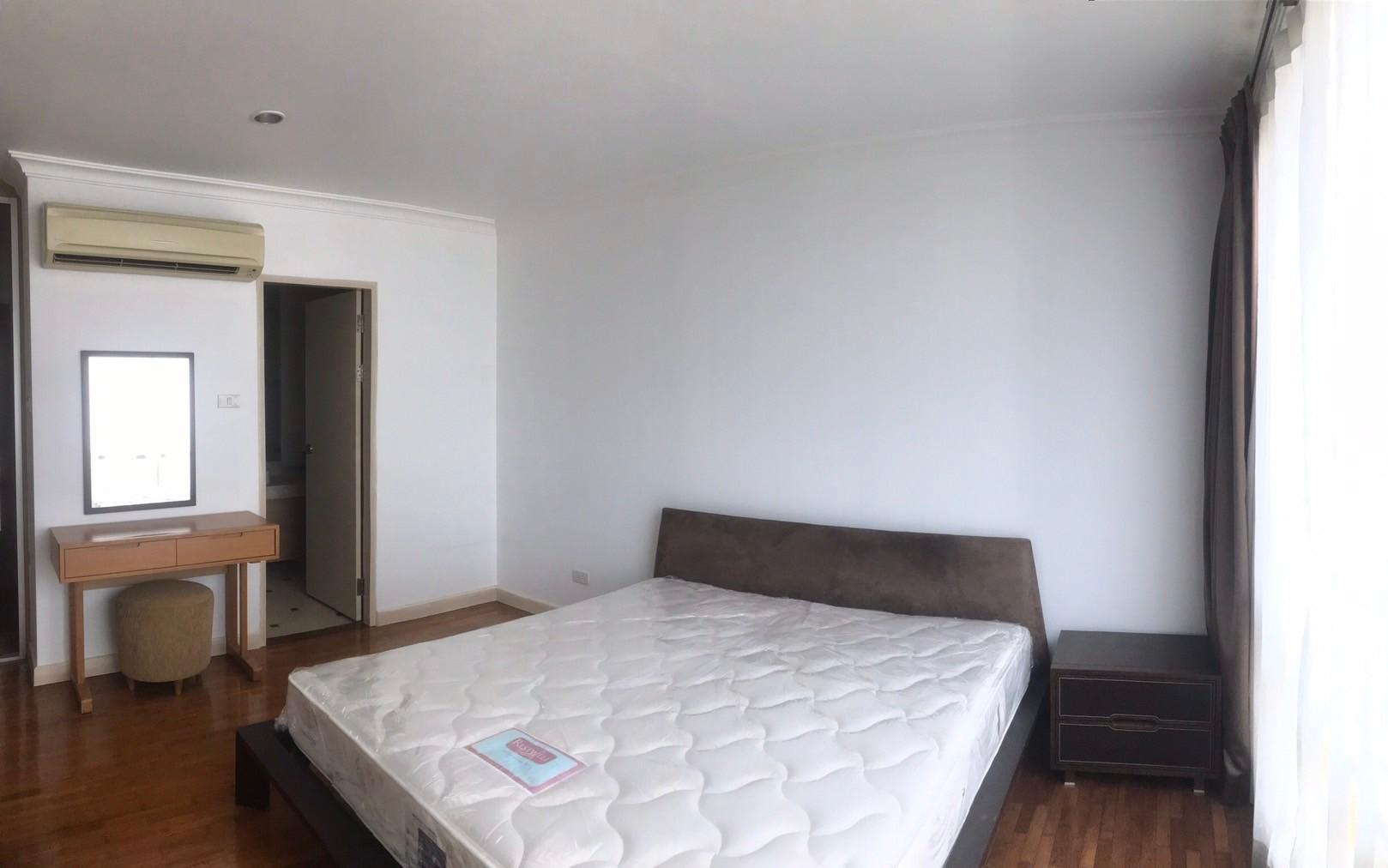 2 Bedrooms, 2 Bathrooms 90sqm @Baan Siri Sukhumvit 10 For Rent 45,000/Month