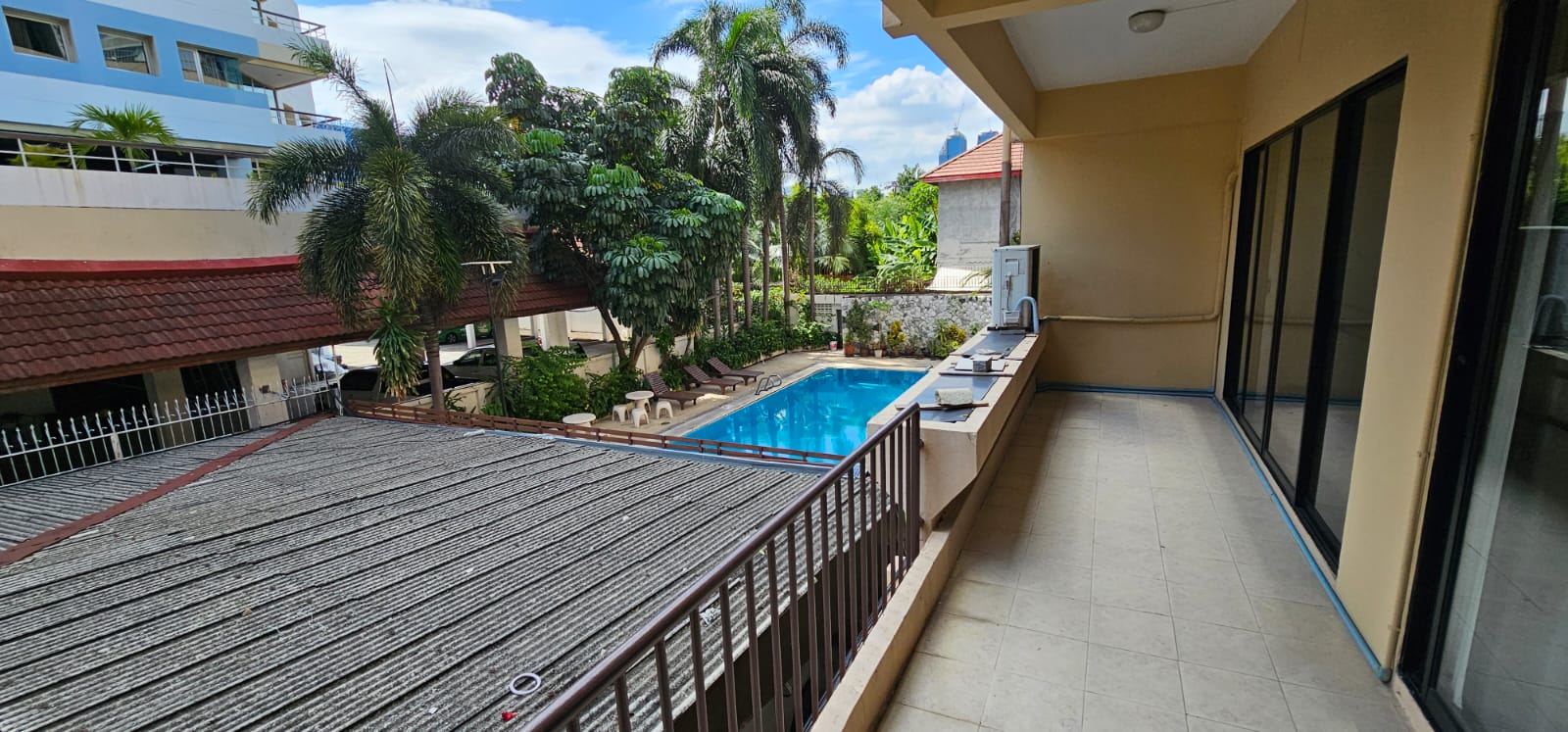 2 Bedrooms, 2 Bathrooms 100sqm @Lin Court For Rent 30,000/Month