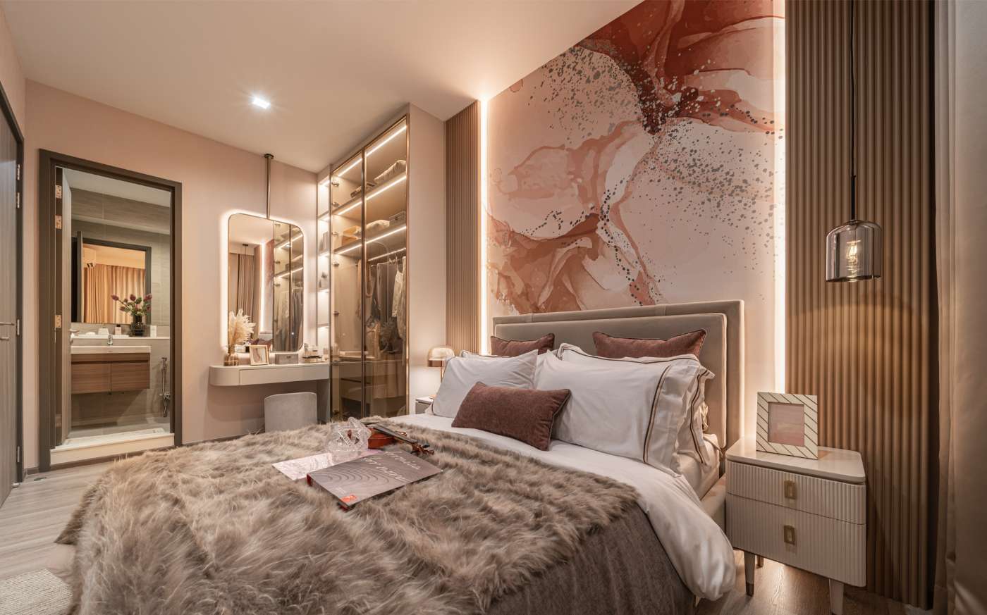 2 Bedrooms, 2 Bathroom 102sqm 16th Flr @RHYTHM Charoenkrung Pavilion For Sale 18,100MB