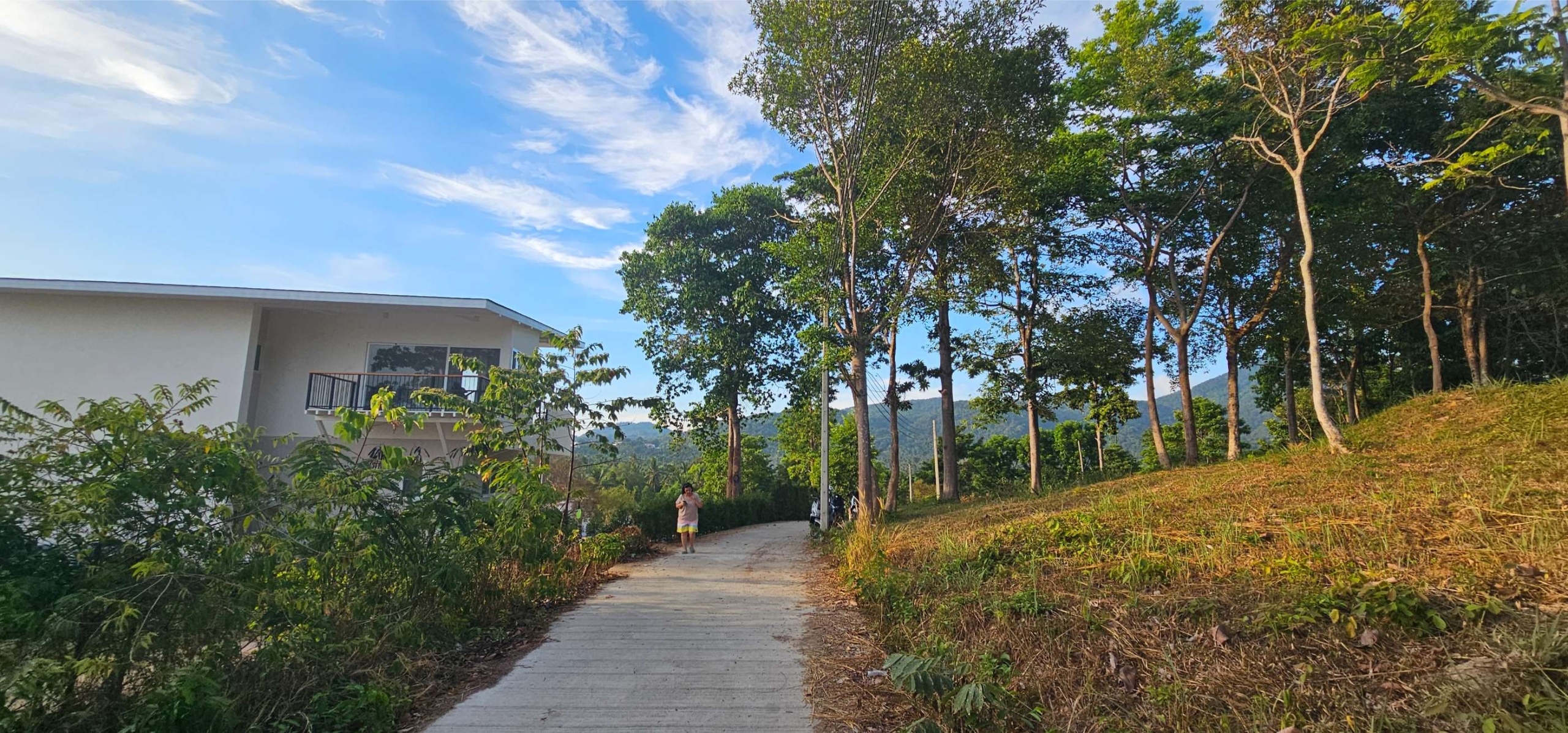 1600 SQM LAND HING KONG TOP HILL IS FOR SALE 6.5MB
