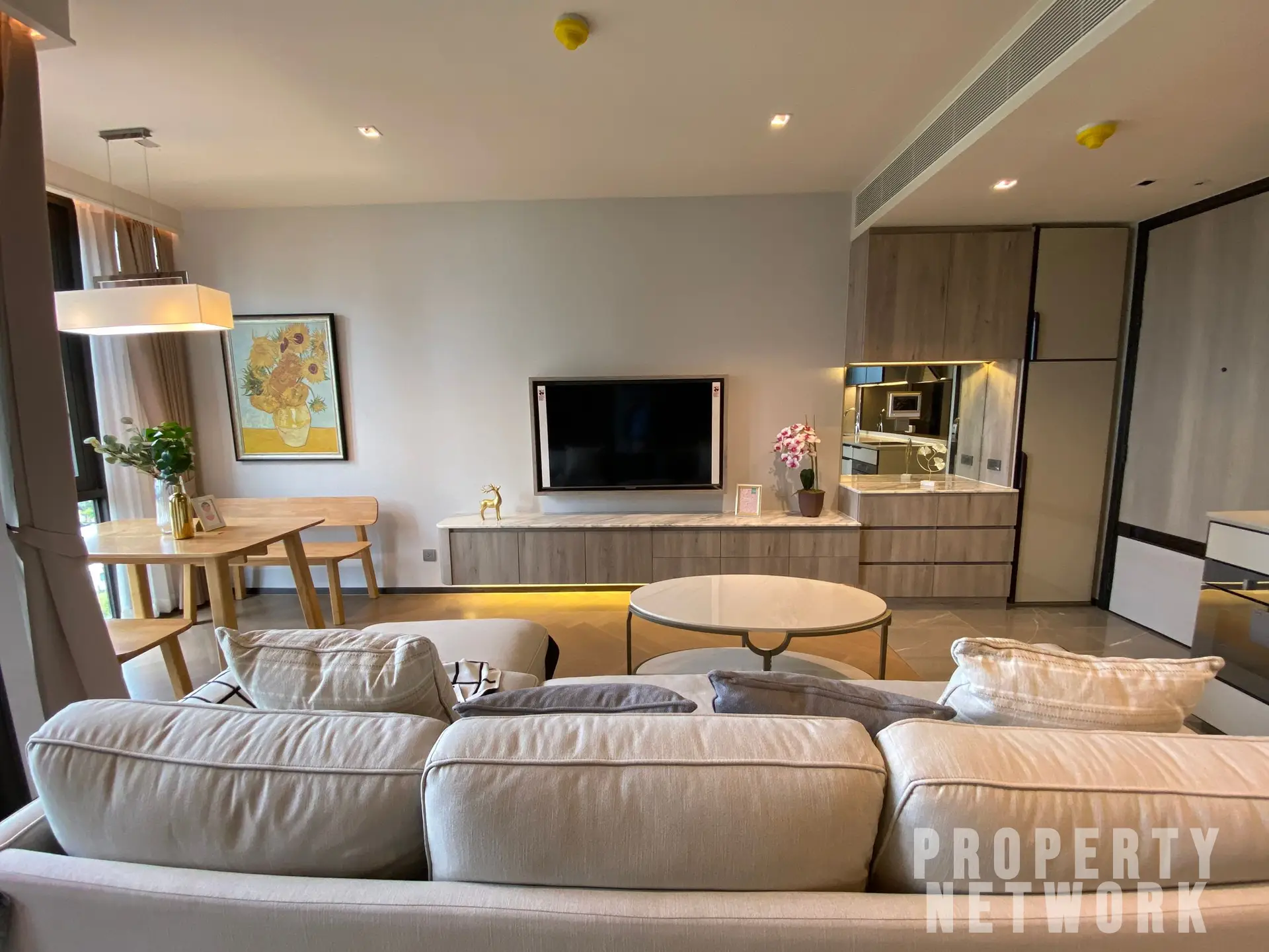1 Bedroom, 1 Bathroom 50sqm 6th Flr@The Reserve Sukhumvit 61 For Rent 50, 000THB