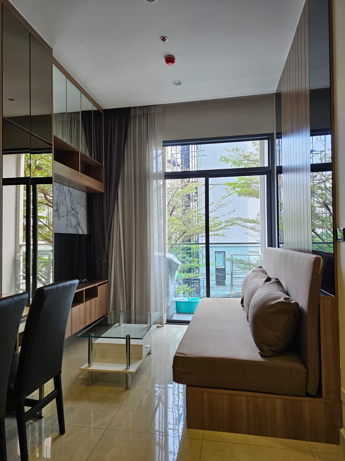 2 Bedrooms, 1 Bathroom 51sqm 2nd Flr @ Mayfair Place Sukhumvit 50 For Rent 25,000THB/Month