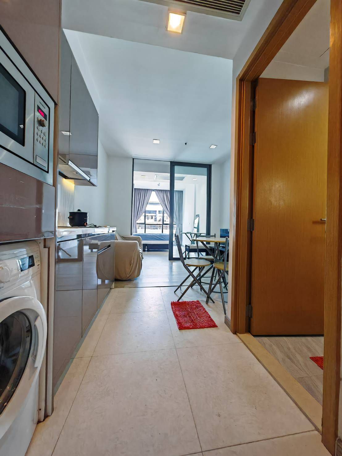 1 Bedroom, 1 Bathrooms 30sqm 12th Flr @Hyde Sukhumvit 13 For Sale 5.3MB