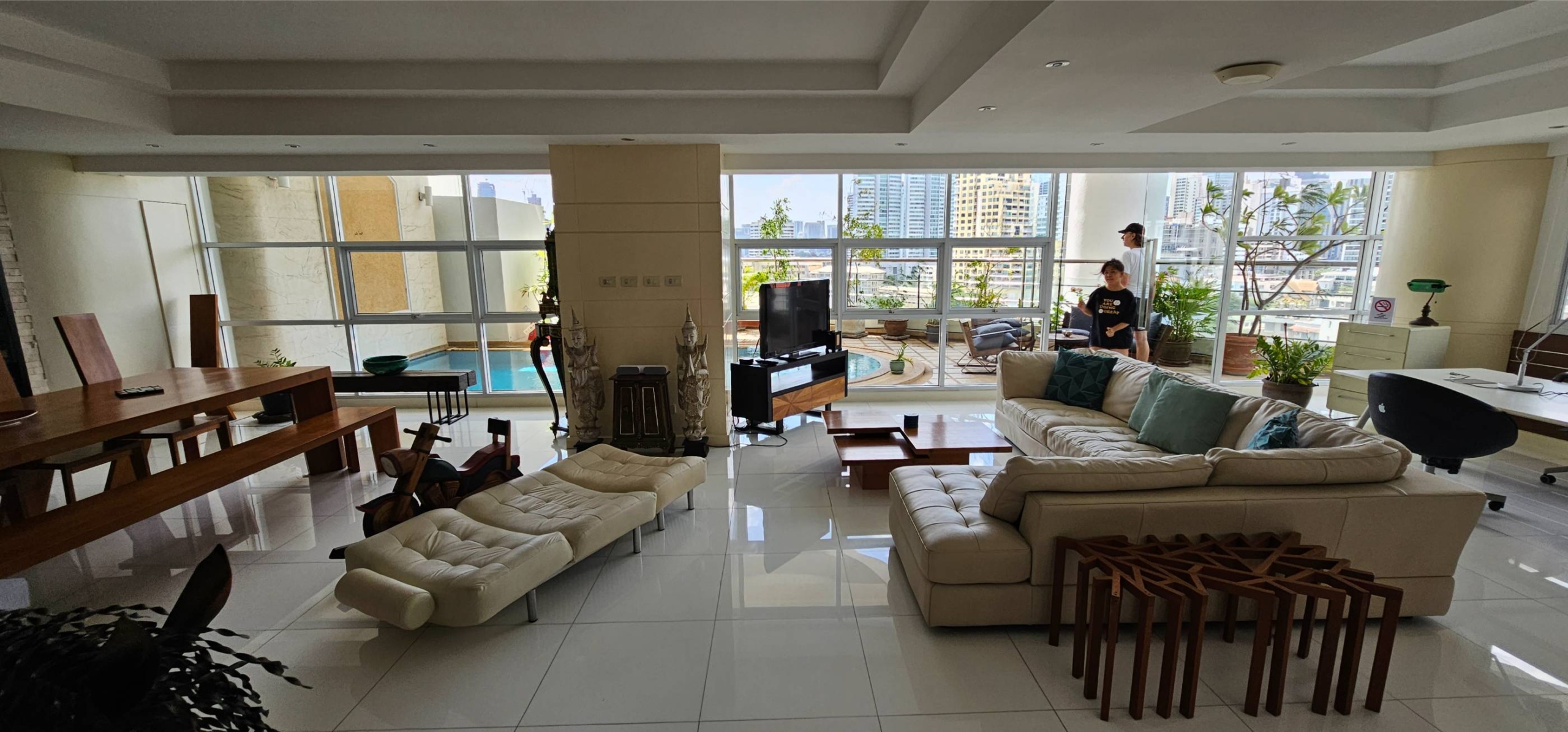 3 Bed/4 Bath 370.9sqm @Le Raffine Sukhumvit 24 Sale 50M Bath