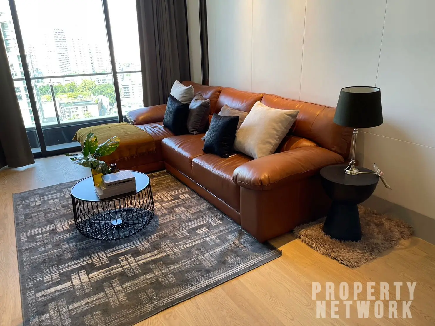2Bed/2Bath 83sqm 20thFlr BEATNIQ Sukhumvit 32 Rent 95K/Month