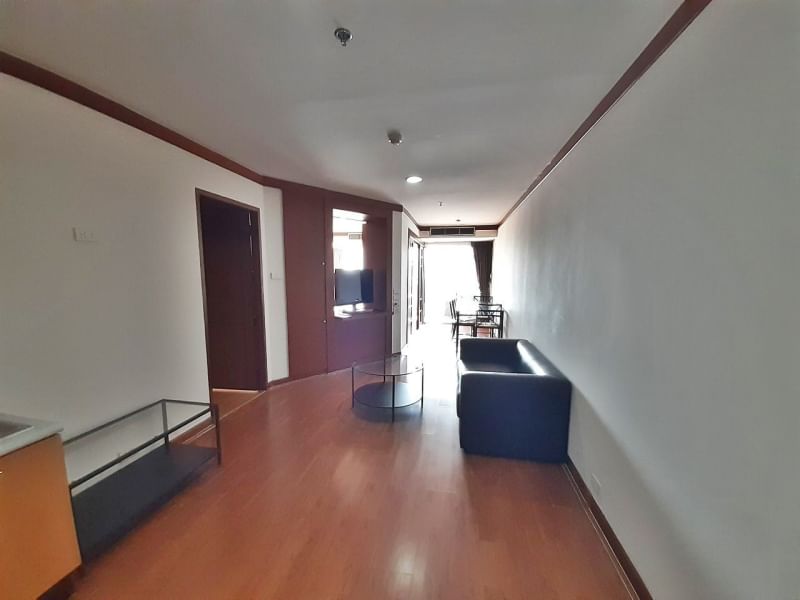 1-Bedroom, 1-Bathroom, 52 sqm for Rent at Waterford Diamond Tower, Phrom Phong - 27,000 THB/month