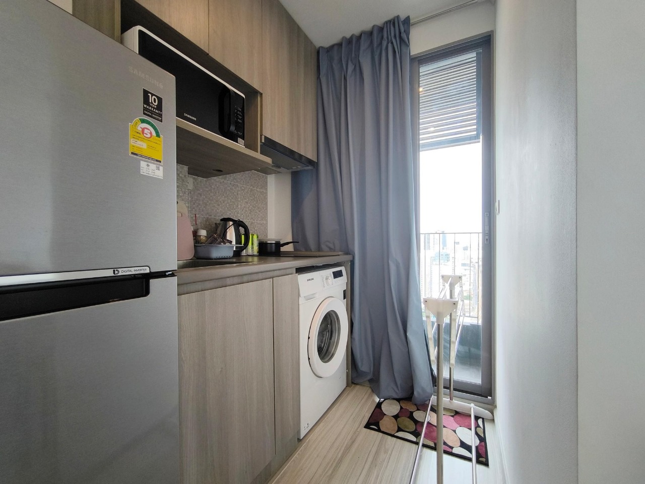 1-Bedroom 1-Bathroom 22sqm Condos at Ideo Mobi Bang Sue for Rent 12,000 THB/month