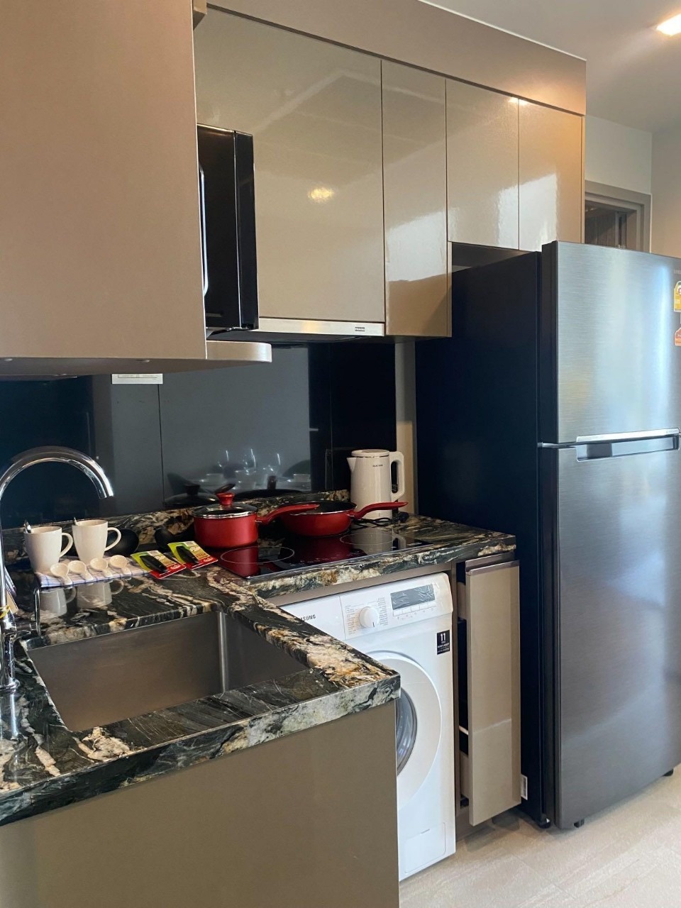 2-Bedroom 1-Bathroom 60 sqm Condo at Ideo Q Victory for Rent 55,000 THB/month near BTS Victory Monument