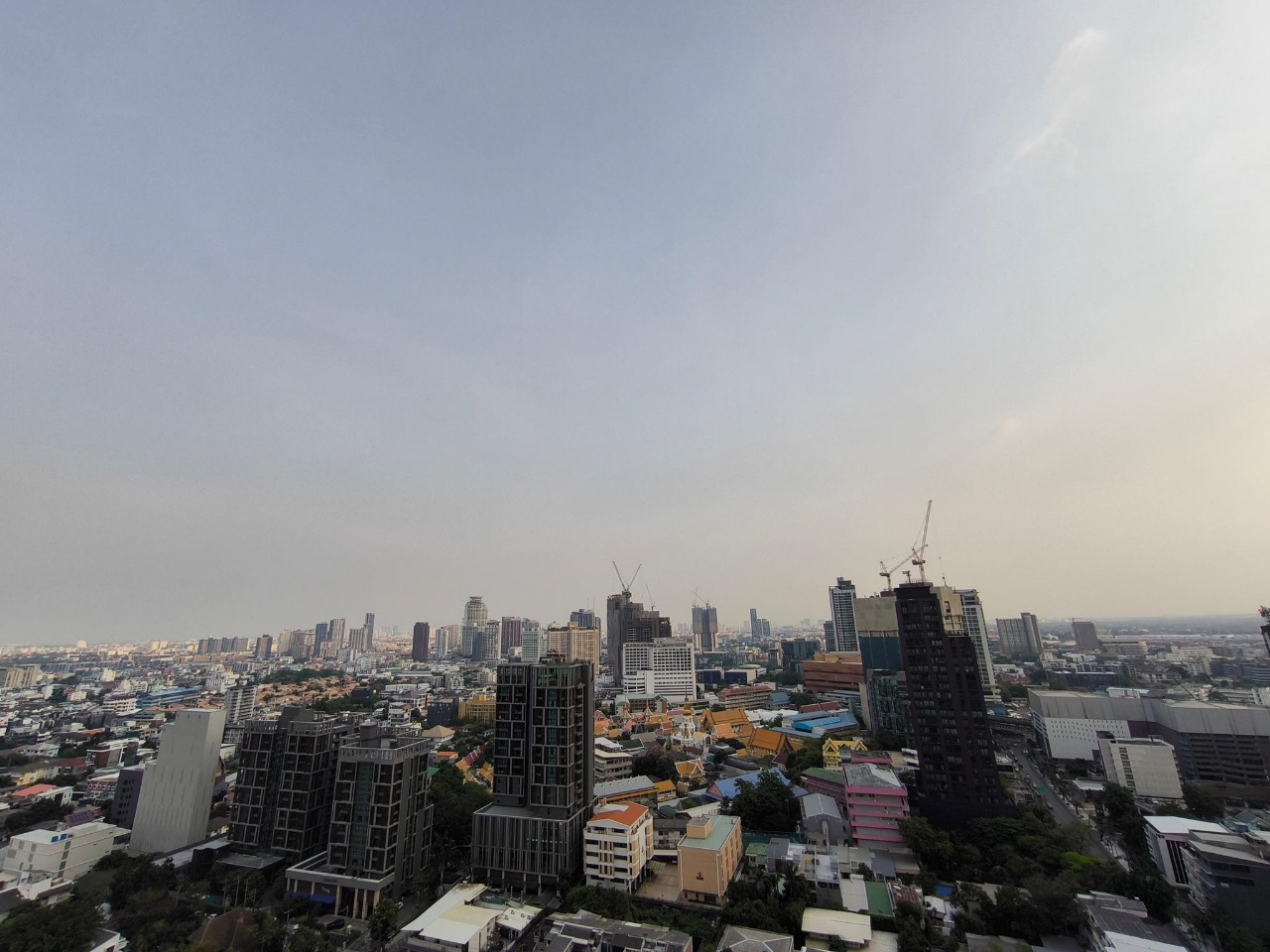Fully furnished 2-bedroom 2-Bathroom condo for rent at Maru Ekkamai, 26th floor. Luxury amenities, pet-friendly, near BTS Ekkamai. Prime location at THB 62,000/month.