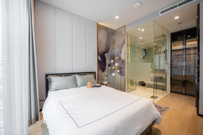 Luxury 2-bedroom 3-bathroom 137 sqm condo at Vittorio Sukhumvit 39. Panoramic views, premium amenities, and prime location. For rent: 160,000 THB/month, for sale: 55M THB near BTS Phrom Phong