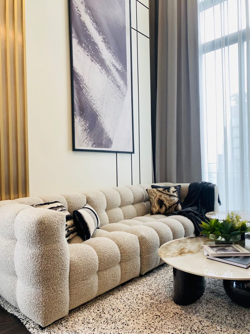 Luxurious 2-bedroom 2-bathroom condo for rent at Laviq Sukhumvit 57, 97.5 sqm with 5-star amenities. Prime Thong Lo location. Rent 140,000 THB/month near BTS Thonglor