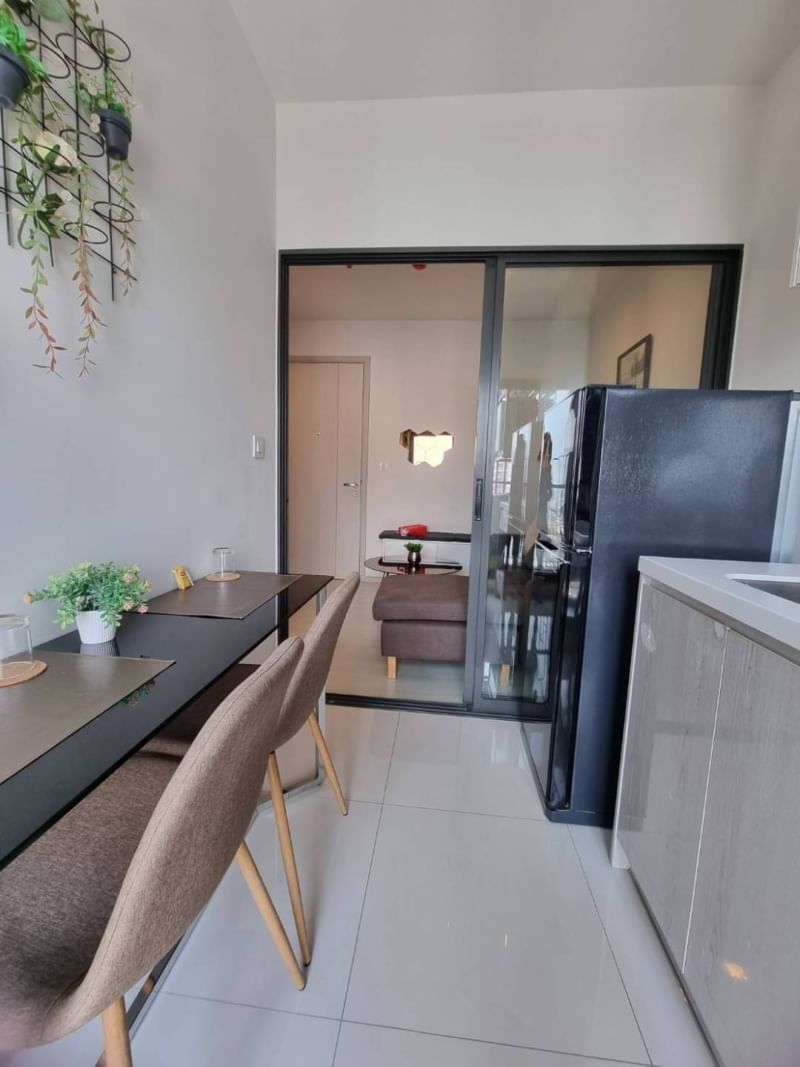 Stylish 1-bedroom condo for rent at Life Sukhumvit 48. Fully furnished, 30 sqm unit with stunning city views near BTS Phra Khanong. Rent: 17,000 THB/month.