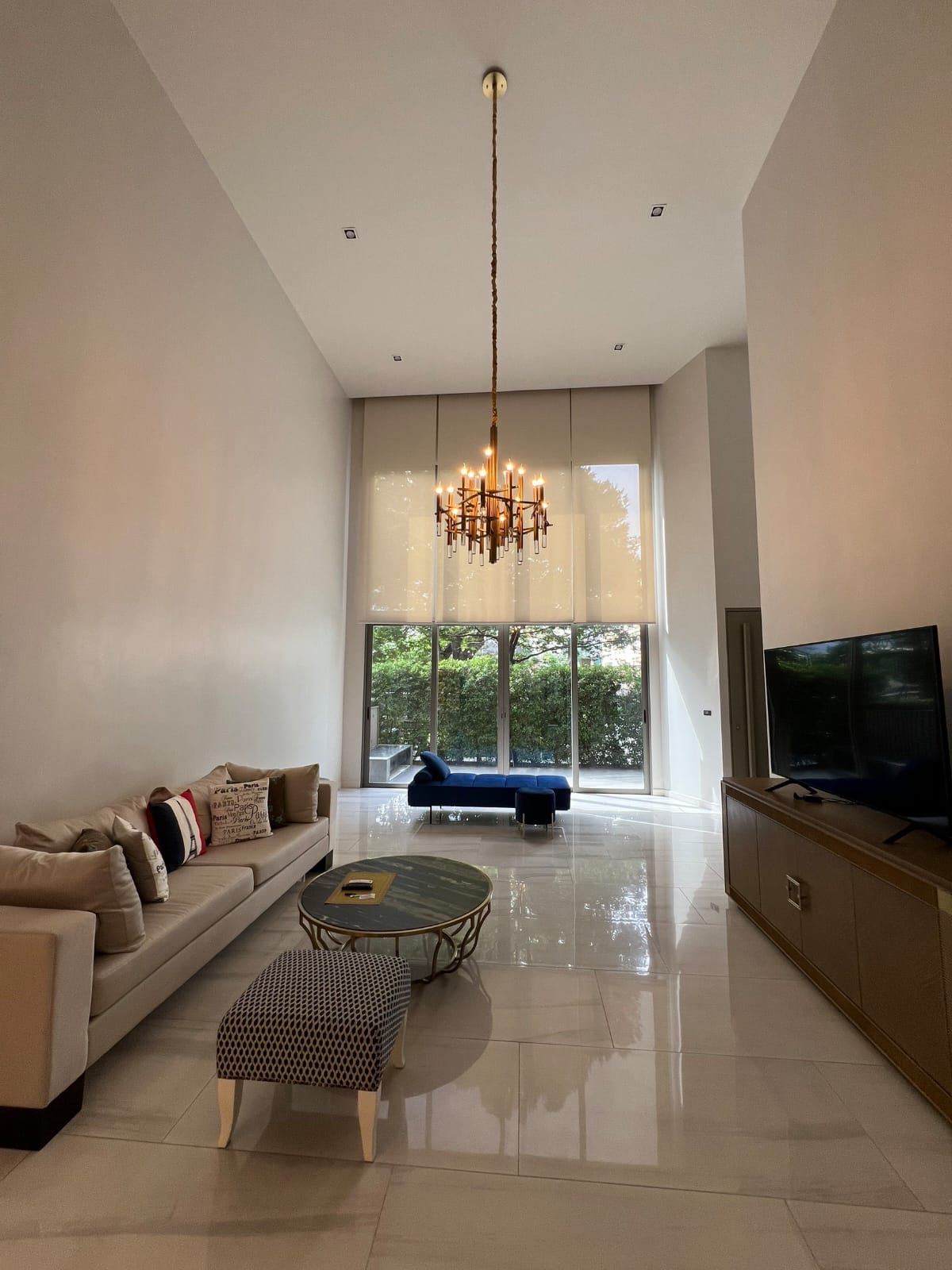 Luxury 4-bedroom, 5-bathroom villa at Quarter 39 in Sukhumvit for rent 190,000 THB/month. Fully furnished, 480 sqm with premium amenities Near BTS Phrom Phong
